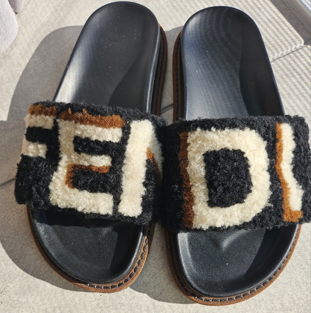 GUC Fendi Shearling Slides